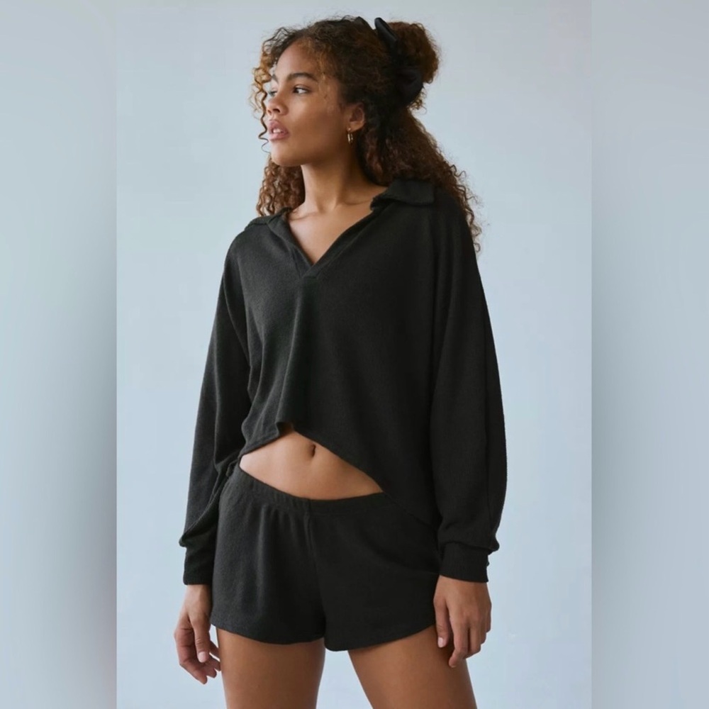 Urban Outfitters Out From Under Black Knit Lounge Top Collar High Low Size L